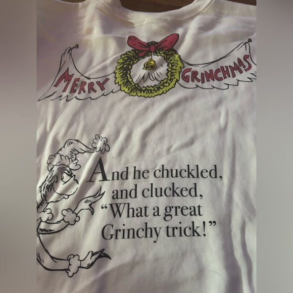 The Grinch Christmas Sweatshirt XXL 2X 20-22 NEW - Picture 11 of 11